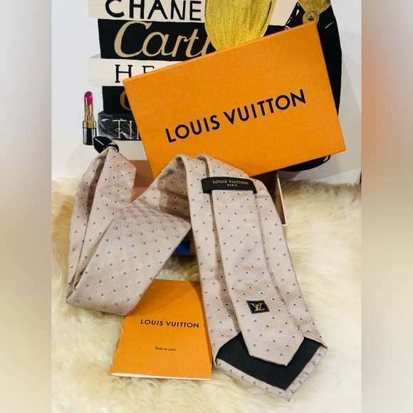 💎Louis Vuitton Silk Ties w/Box - Picture 8 of 11